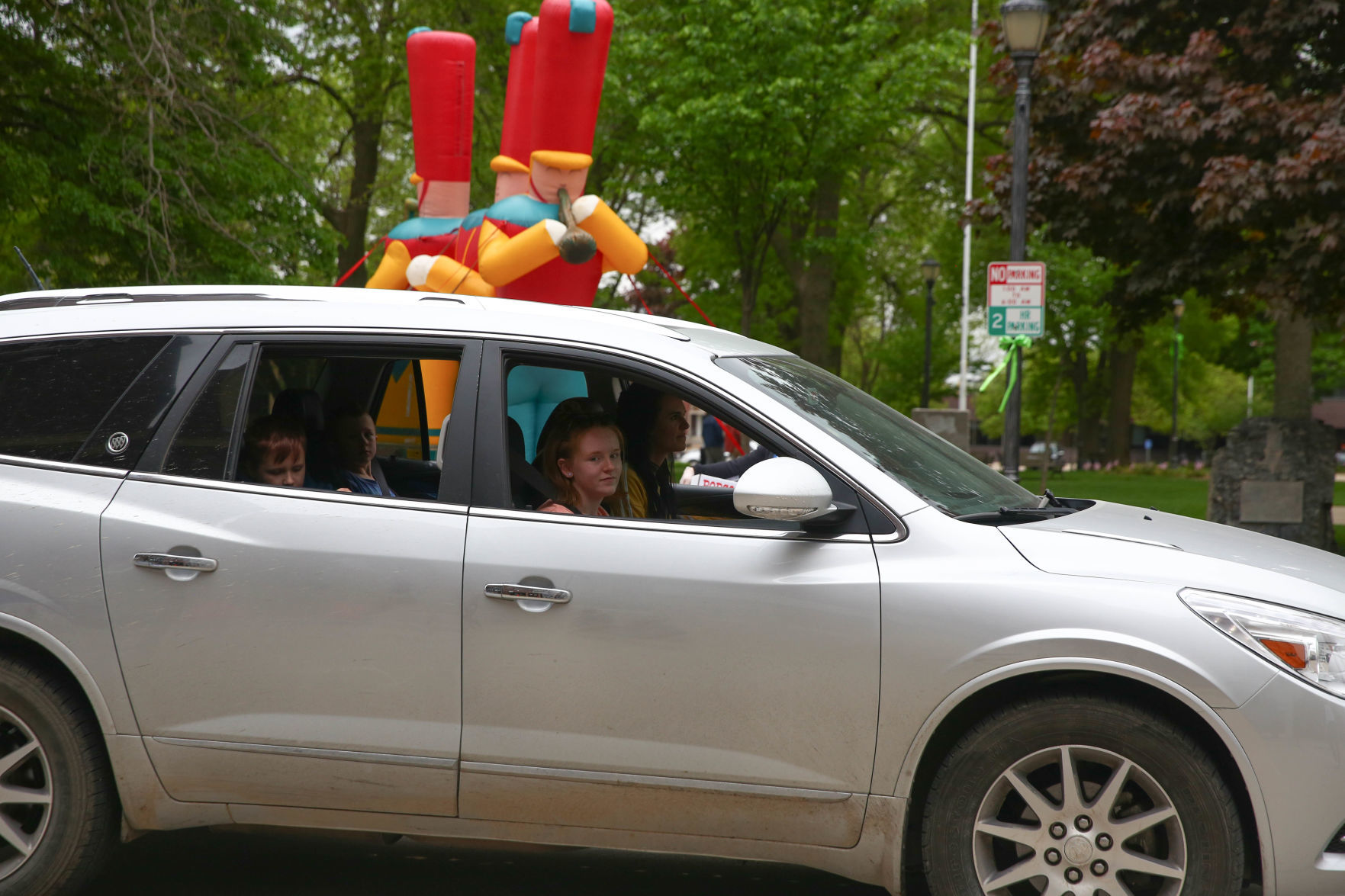 Downtown Mason City Reverse Parade (18).jpg
